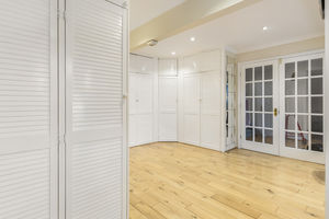 Photo 5- click for photo gallery